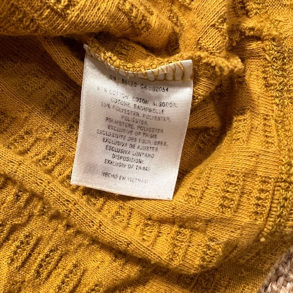 Yellow, cotton Pilcro shirt with 3/4 length sleeves - Picture 3 of 6